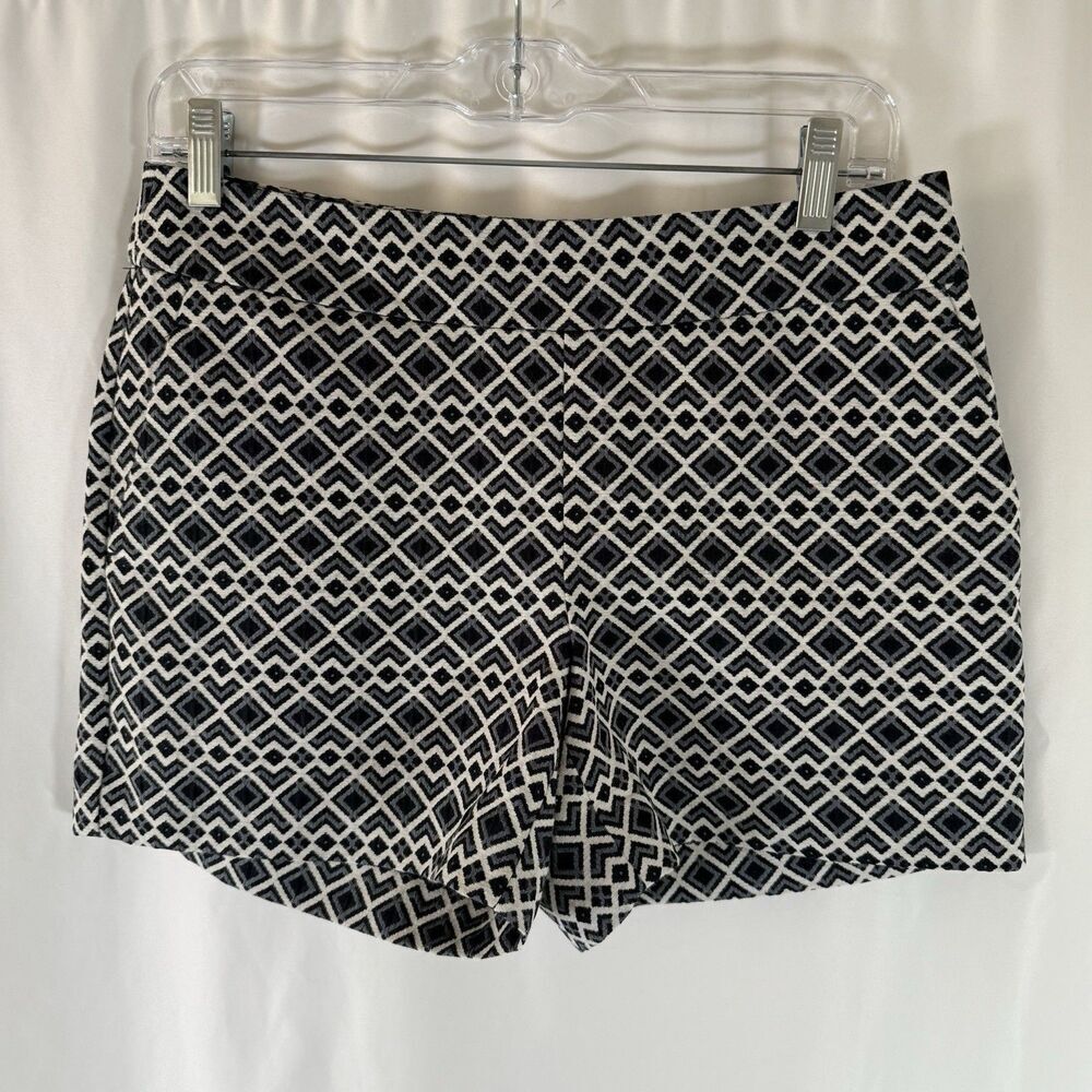 Banana Republic Shorts Women's 2 Grey White Side Zip 4" Inseam Pocketless